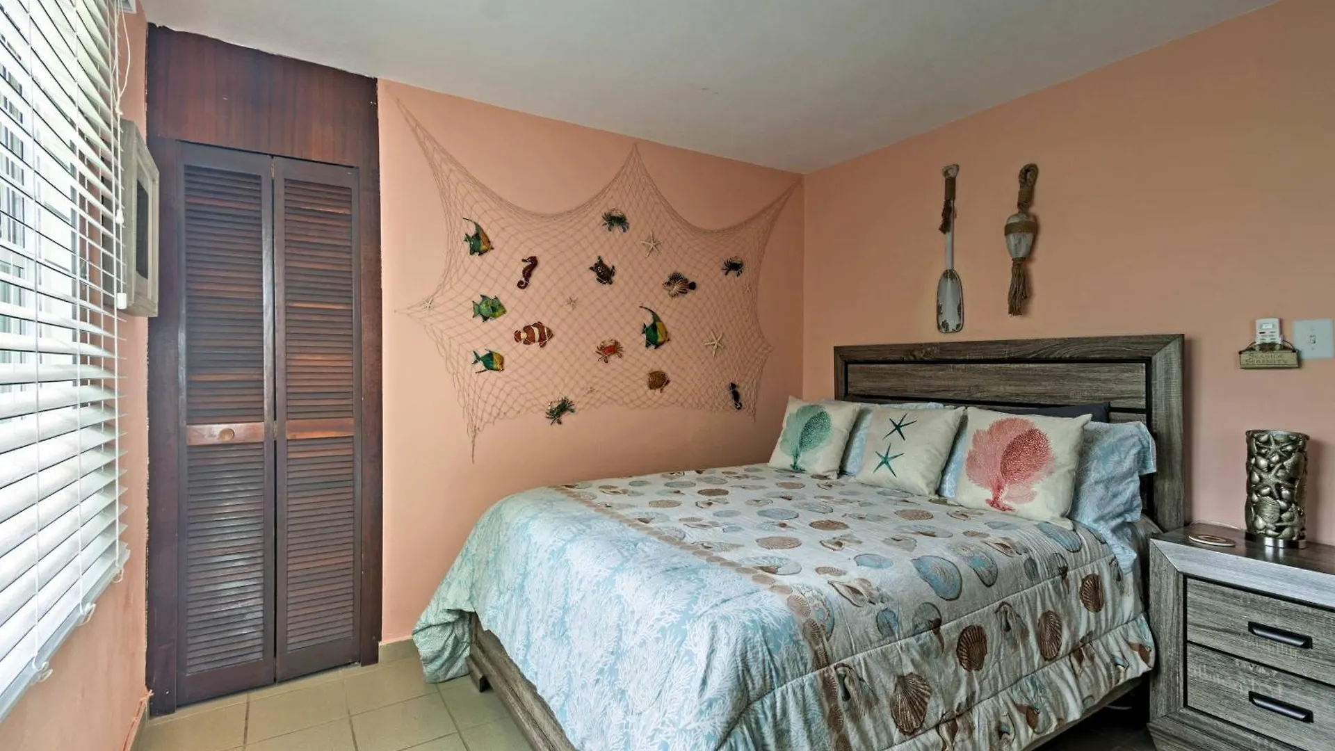 Tropical Caribbean Bungalow With Ocean Views And Pool Manati 0*,  Portoryko