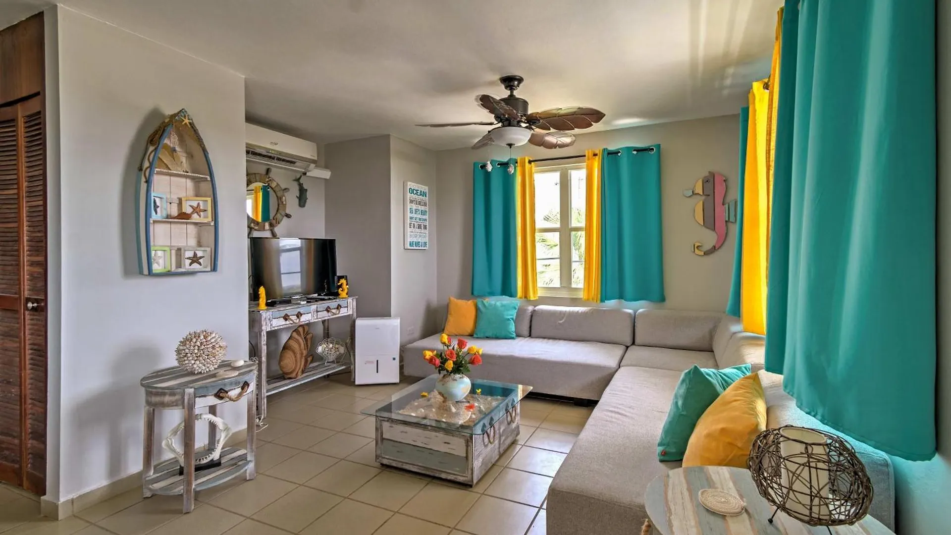 Tropical Caribbean Bungalow With Ocean Views And Pool Manati Apartament