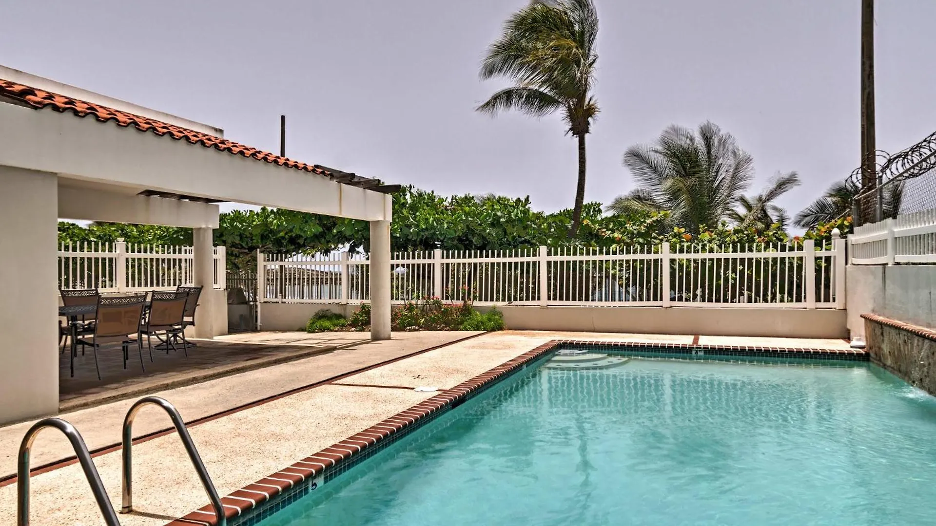Tropical Caribbean Bungalow With Ocean Views And Pool 마나티 0*,